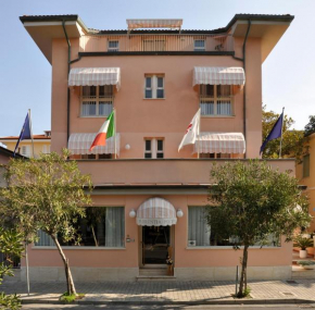 Florentia Hotel Lido Di Camaiore